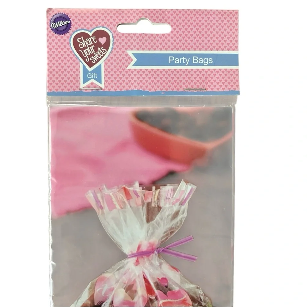 NEW Wilton Cellophane Party Bags Lot of 4 Party Size 4 Mini Size 160 Total Heart